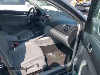 2009 Volkswagen Jetta SE с VIN 3VWRM71K39M128275, выставлен на аукционе IAAI как лот 40320181 с пробегом 164 029 миль миль и . История ставок и продаж доступна на DreamBid. Изображение 5.