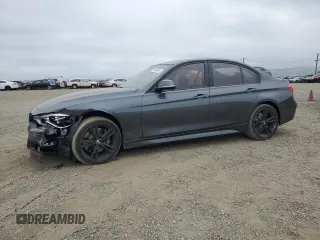 2016 BMW 3 Series 340i z VIN WBA8B3C58GK384370, wystawiony jako Copart lot #54988685 z przebiegiem 102 371 mil mil oraz Szkoda całkowita • Salvage title. Historia ofert i sprzedaży dostępna na DreamBid. Obrazek 1.