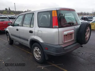 1998 Honda CR-V LX with VIN JHLRD2844WC016145, listed as a IAAI auction lot 41820540 with 178,900 mi miles. Bid and sale history available at carsss.com. Image 3.