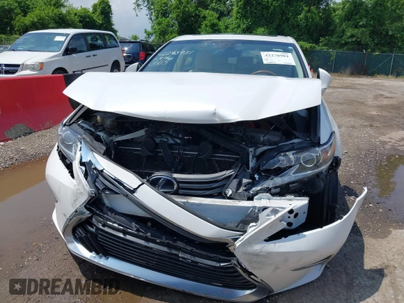 2016 Lexus ES 300h z VIN JTHBW1GG8G2110372, wystawiony jako IAAI lot #42278981 z przebiegiem 140 963 mil mil oraz . Historia ofert i sprzedaży dostępna na DreamBid. Obrazek 12.