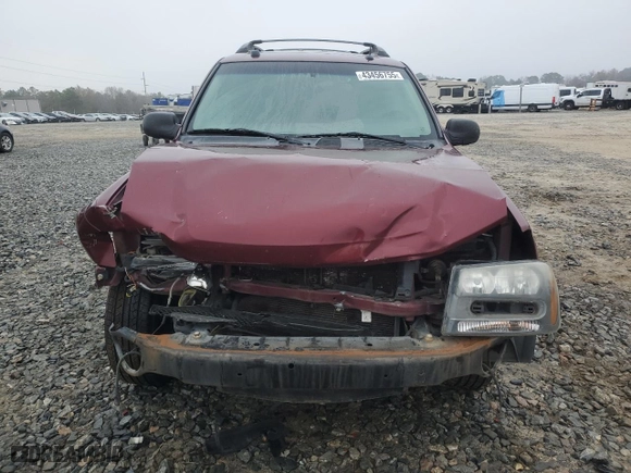 2005 Chevrolet TrailBlazer LS with VIN 1GNES16S356144846, listed as a Copart auction lot 43456755 with 261,236 mi miles and Non Repairable. Bid and sale history available at carsss.com. Image 5.