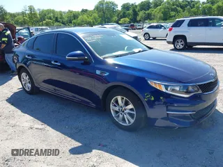 2017 Kia Optima LX z VIN 5XXGT4L31HG176780, wystawiony jako IAAI lot #42243961 z przebiegiem 119 003 mil mil oraz . Historia ofert i sprzedaży dostępna na DreamBid. Obrazek 1.