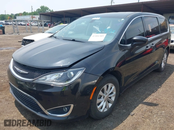 2018 Chrysler Pacifica Touring Plus with VIN 2C4RC1FGXJR339316, listed as a IAAI auction lot 42481389 with 113,718 mi miles and . Bid and sale history available at DreamBid. Image 17.