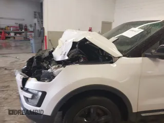 2017 Ford Explorer XLT with VIN 1FM5K8D89HGB36950, listed as a IAAI auction lot 41083427 with Not Provided miles and . Bid and sale history available at carsss.com. Image 20.
