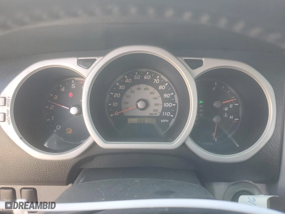 2004 Toyota 4Runner SR5 with VIN JTEZU14R748009422, listed as a Copart auction lot 47845695 with 366,796 mi miles and Salvage Title. Bid and sale history available at carsss.com. Image 9.