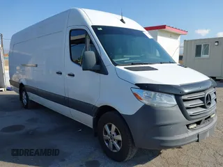 2020 Mercedes-Benz Sprinter Cargo Cargo with VIN W1W4EDHY8LP210706, listed as a IAAI auction lot 41448502 with 593,244 mi miles and . Bid and sale history available at DreamBid. Image 1.
