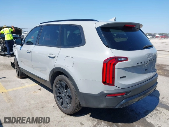 2022 Kia Telluride SX with VIN 5XYP5DHC9NG289323, listed as a IAAI auction lot 41796402 with 50,923 mi miles and . Bid and sale history available at DreamBid. Image 3.