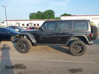 2020 Jeep Wrangler Unlimited Rubicon с VIN 1C4HJXFN1LW115137, выставлен на аукционе IAAI как лот 42149112 с пробегом 54 881 миль миль и . История ставок и продаж доступна на DreamBid. Изображение 14.