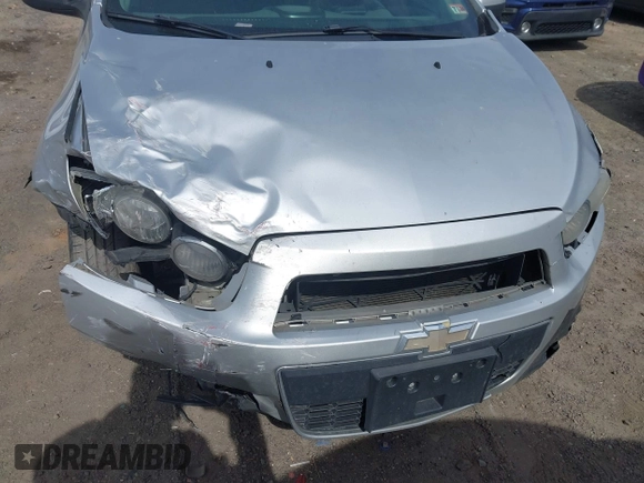 2014 Chevrolet Sonic LT с VIN 1G1JC5SH6E4153549, выставлен на аукционе IAAI как лот 41675769 с пробегом 149 038 миль миль и . История ставок и продаж доступна на DreamBid. Изображение 12.