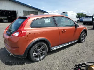 2012 Volvo C30 z VIN YV1672MK8C2278015, wystawiony jako Copart lot #58327835 z przebiegiem Nie podano mil oraz Tytuł czysty. Historia ofert i sprzedaży dostępna na DreamBid. Obrazek 3.