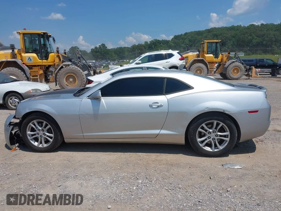 2013 Chevrolet Camaro LT with VIN 2G1FB1E30D9113836, listed as a IAAI auction lot 42669445 with 184,687 mi miles and . Bid and sale history available at DreamBid. Image 14.