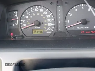 2002 Mitsubishi Montero ES z VIN JA4LS21H72J064812, wystawiony jako IAAI lot #42395976 z przebiegiem 131 436 mil mil oraz . Historia ofert i sprzedaży dostępna na DreamBid. Obrazek 7.