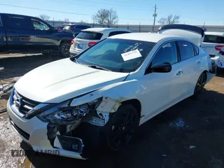 2017 Nissan Altima SV z VIN 1N4AL3AP6HC213060, wystawiony jako IAAI lot #41352725 z przebiegiem 163 692 mil mil oraz . Historia ofert i sprzedaży dostępna na DreamBid. Obrazek 17.