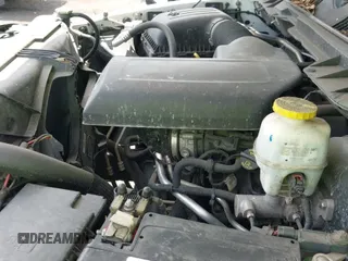 2018 Ram 1500 Tradesman z VIN 3C6JR6DG1JG219123, wystawiony jako IAAI lot #42755696 z przebiegiem 140 522 mil mil oraz . Historia ofert i sprzedaży dostępna na DreamBid. Obrazek 19.