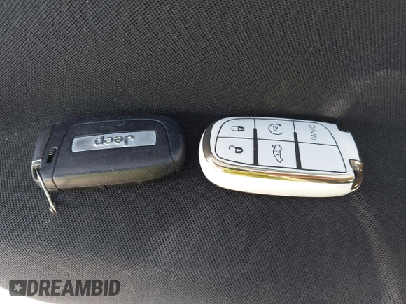 2020 Jeep Renegade Latitude with VIN ZACNJBBB1LPL21425, listed as a IAAI auction lot 42228722 with 78,334 mi miles and . Bid and sale history available at DreamBid. Image 11.