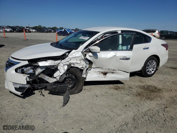 2014 Nissan Altima 2.5 S with VIN 1N4AL3AP7EN259898, listed as a Copart auction lot 52050815 with 110,771 mi miles and Salvage Title. Bid and sale history available at carsss.com. Image 1.