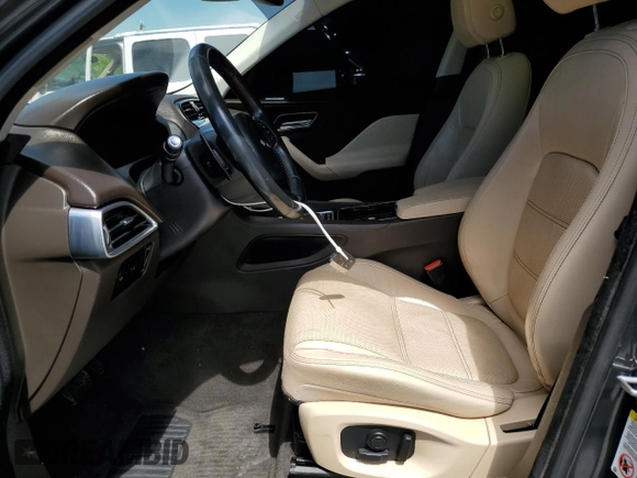 2017 Jaguar F-Pace 20d Prestige with VIN SADCK2BN9HA096247, listed as a Copart auction lot 55271235 with 138,386 mi miles and Clean Title. Bid and sale history available at DreamBid. Image 7.
