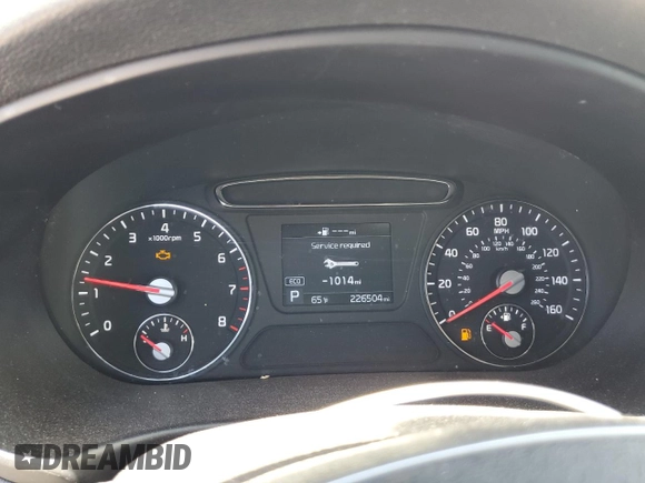 2020 Kia Sorento LX V6 with VIN 5XYPG4A55LG627108, listed as a Copart auction lot 49241195 with 226,504 mi miles and Salvage Title. Bid and sale history available at carsss.com. Image 9.