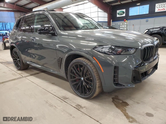 2025 BMW X5 M60i with VIN 5UX33EU06S9W32977, listed as a Copart auction lot 85755824 with 272 mi miles and Salvage Title. Bid and sale history available at carsss.com. Image 4.