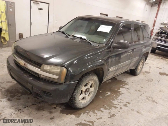 2003 Chevrolet TrailBlazer LS with VIN 1GNDT13S032254402, listed as a IAAI auction lot 41563789 with 216,912 mi miles. Bid and sale history available at carsss.com. Image 2.