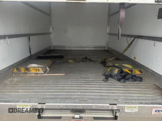 2018 Ford Transit with VIN 1FDBF8ZM2JKA71178, listed as a Copart auction lot 86913204 with 109,170 mi miles and Clean Title. Bid and sale history available at DreamBid. Image 6.