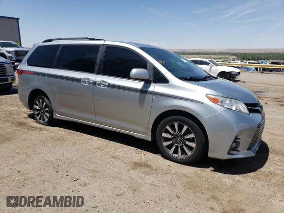 2020 Toyota Sienna XLE z VIN 5TDDZ3DC6LS228289, wystawiony jako Copart lot #57181645 z przebiegiem 69 830 mil mil oraz Szkoda całkowita • Salvage title. Historia ofert i sprzedaży dostępna na DreamBid. Obrazek 4.