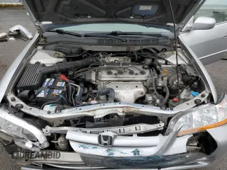 2002 Honda Accord LX z VIN 3HGCG56412G708628, wystawiony jako Copart lot #57347935 z przebiegiem 146 894 mil mil oraz Szkoda całkowita • Salvage title. Historia ofert i sprzedaży dostępna na DreamBid. Obrazek 11.