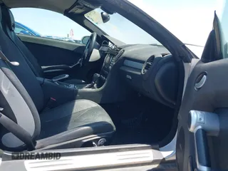 2006 Mercedes-Benz SLK 350 with VIN WDBWK56F66F096640, listed as a IAAI auction lot 42375574 with 88,657 mi miles and . Bid and sale history available at DreamBid. Image 5.