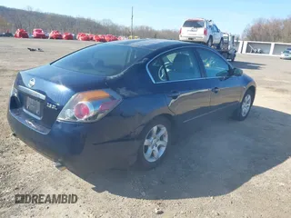 2008 Nissan Altima 2.5 S with VIN 1N4AL21E68C179999, listed as a IAAI auction lot 42068561 with 86,585 mi miles. Bid and sale history available at carsss.com. Image 4.