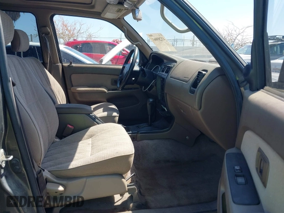 1998 Toyota 4Runner SR5 z VIN JT3GN86RXW0084099, wystawiony jako IAAI lot #42289061 z przebiegiem 213 688 mil mil oraz . Historia ofert i sprzedaży dostępna na DreamBid. Obrazek 5.