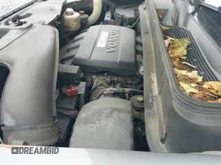 2010 Honda Pilot EX with VIN 5FNYF4H40AB017335, listed as a IAAI auction lot 43287495 with 243,117 mi miles and . Bid and sale history available at DreamBid. Image 19.