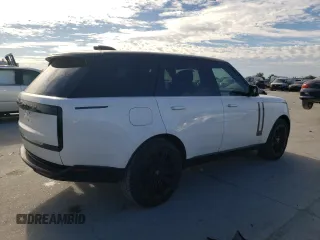 2024 Land Rover Range Rover SE with VIN SALKP9E9XRA252466, listed as a Copart auction lot 48312965 with 7,389 mi miles and Salvage Title. Bid and sale history available at carsss.com. Image 3.