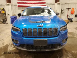 2022 Jeep Cherokee X with VIN 1C4PJMCX1ND526262, listed as a Copart auction lot 45555075 with 27,509 mi miles and Salvage title. Bid and sale history available at DreamBid. Image 5.