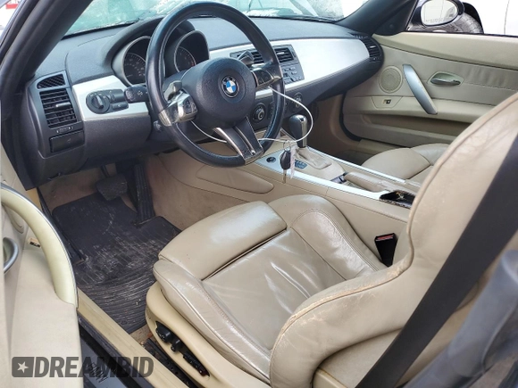 2006 BMW Z4 3.0si with VIN 4USBU53556LX01572, listed as a Copart auction lot 76093094 with 170,750 mi miles and Salvage Title. Bid and sale history available at carsss.com. Image 8.