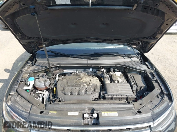 2024 Volkswagen Tiguan S с VIN 3VVFB7AX0RM048747, выставлен на аукционе IAAI как лот 42392509 с пробегом 9 130 миль миль и . История ставок и продаж доступна на DreamBid. Изображение 10.