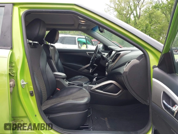 2012 Hyundai Veloster w/Gray Int with VIN KMHTC6AD6CU082432, listed as a IAAI auction lot 42121082 with 153,487 mi miles and . Bid and sale history available at DreamBid. Image 5.