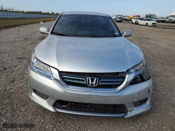 2015 Honda Accord Hybrid Touring with VIN 1HGCR6F76FA005556, listed as a Copart auction lot 87395524 with 164,540 mi miles and Salvage Title. Bid and sale history available at carsss.com. Image 5.