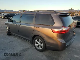 2015 Toyota Sienna LE AAS with VIN 5TDKK3DC8FS609769, listed as a Copart auction lot 87512475 with 140,536 mi miles and Salvage Title. Bid and sale history available at carsss.com. Image 2.