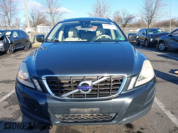 2012 Volvo XC60 3.0L with VIN YV4902DZ9C2309922, listed as a IAAI auction lot 41853170 with 121,325 mi miles. Bid and sale history available at carsss.com. Image 12.