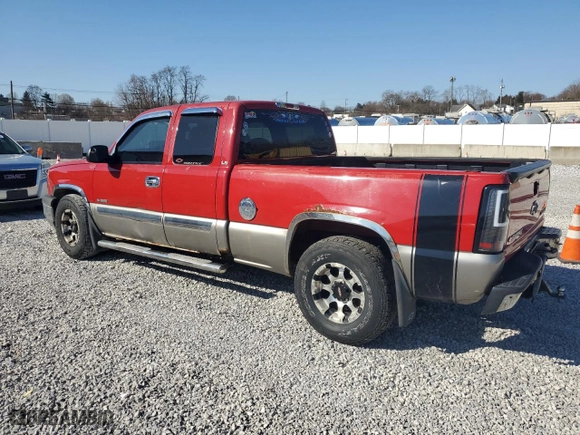 2003 Chevrolet Silverado 1500 LS with VIN 2GCEC19V631194687, listed as a Copart auction lot 49391655 with 180,162 mi miles and Salvage Title. Bid and sale history available at carsss.com. Image 2.