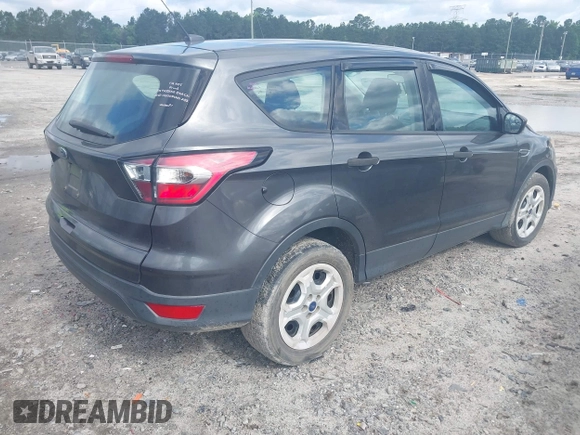 2017 Ford Escape S z VIN 1FMCU0F73HUE63885, wystawiony jako IAAI lot #42389985 z przebiegiem 158 338 mil mil oraz . Historia ofert i sprzedaży dostępna na DreamBid. Obrazek 4.