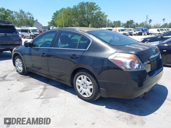 2010 Nissan Altima 2.5 SL with VIN 1N4AL2AP8AC146641, listed as a IAAI auction lot 42061714 with 88,858 mi miles. Bid and sale history available at carsss.com. Image 3.