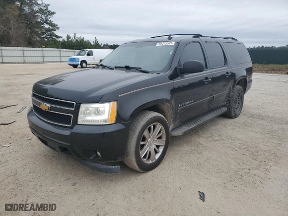 2007 Chevrolet Suburban LT with VIN 3GNFC16017G200008, listed as a Copart auction lot 89213525 with 337,620 mi miles and Salvage Title. Bid and sale history available at carsss.com. Image 1.