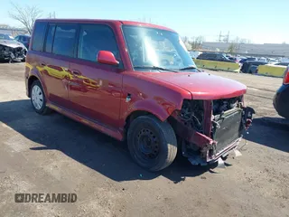 2006 Scion xB z VIN JTLKT324764093820, wystawiony jako IAAI lot #42000066 z przebiegiem 131 752 mil mil oraz . Historia ofert i sprzedaży dostępna na DreamBid. Obrazek 1.