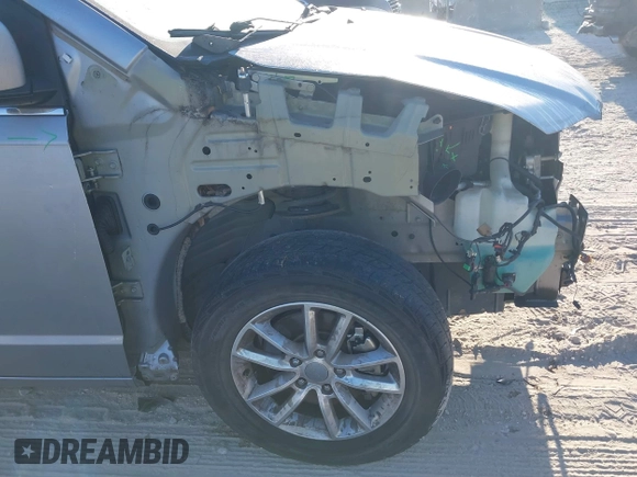 2018 Dodge Grand Caravan SXT with VIN 2C4RDGCG5JR267428, listed as a IAAI auction lot 41877661 with 103,633 mi miles and . Bid and sale history available at DreamBid. Image 18.