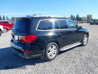 2013 Mercedes-Benz GL-Class GL 450 with VIN 4JGDF7CE5DA175209, listed as a IAAI auction lot 40466251 with 80,770 mi miles. Bid and sale history available at carsss.com. Image 4.