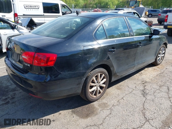 2013 Volkswagen Jetta SE with VIN 3VWDP7AJ3DM360389, listed as a IAAI auction lot 42221604 with 255,244 mi miles and . Bid and sale history available at DreamBid. Image 4.