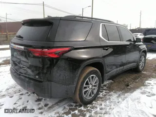 2023 Chevrolet Traverse LT Cloth with VIN 1GNERGKW1PJ172832, listed as a IAAI auction lot 41553672 with 26,184 mi miles. Bid and sale history available at carsss.com. Image 4.