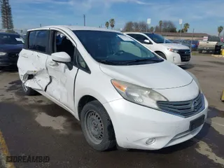 2015 Nissan Versa Note SV with VIN 3N1CE2CP6FL382231, listed as a IAAI auction lot 41611193 with 67,903 mi miles. Bid and sale history available at carsss.com. Image 1.