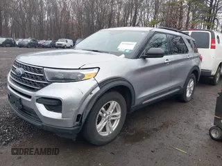 2023 Ford Explorer XLT with VIN 1FMSK8DH4PGA98237, listed as a IAAI auction lot 41950465 with 25,493 mi miles. Bid and sale history available at carsss.com. Image 6.